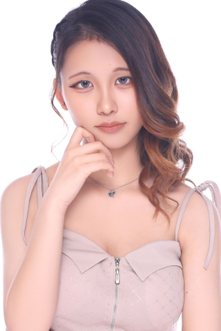 りいな