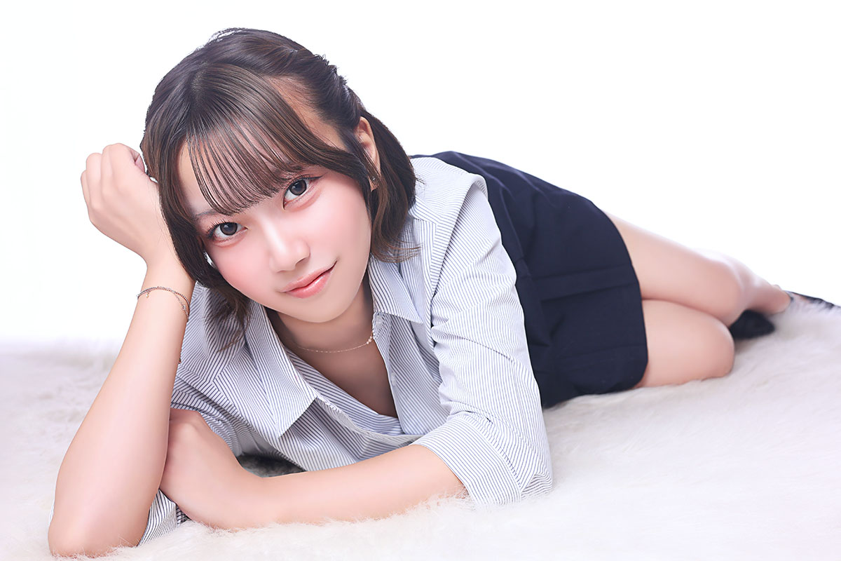 みな