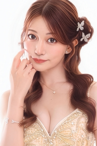 亜木朋花