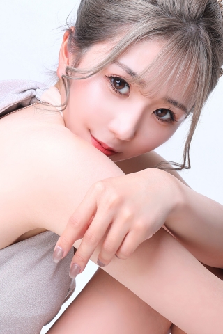 みい