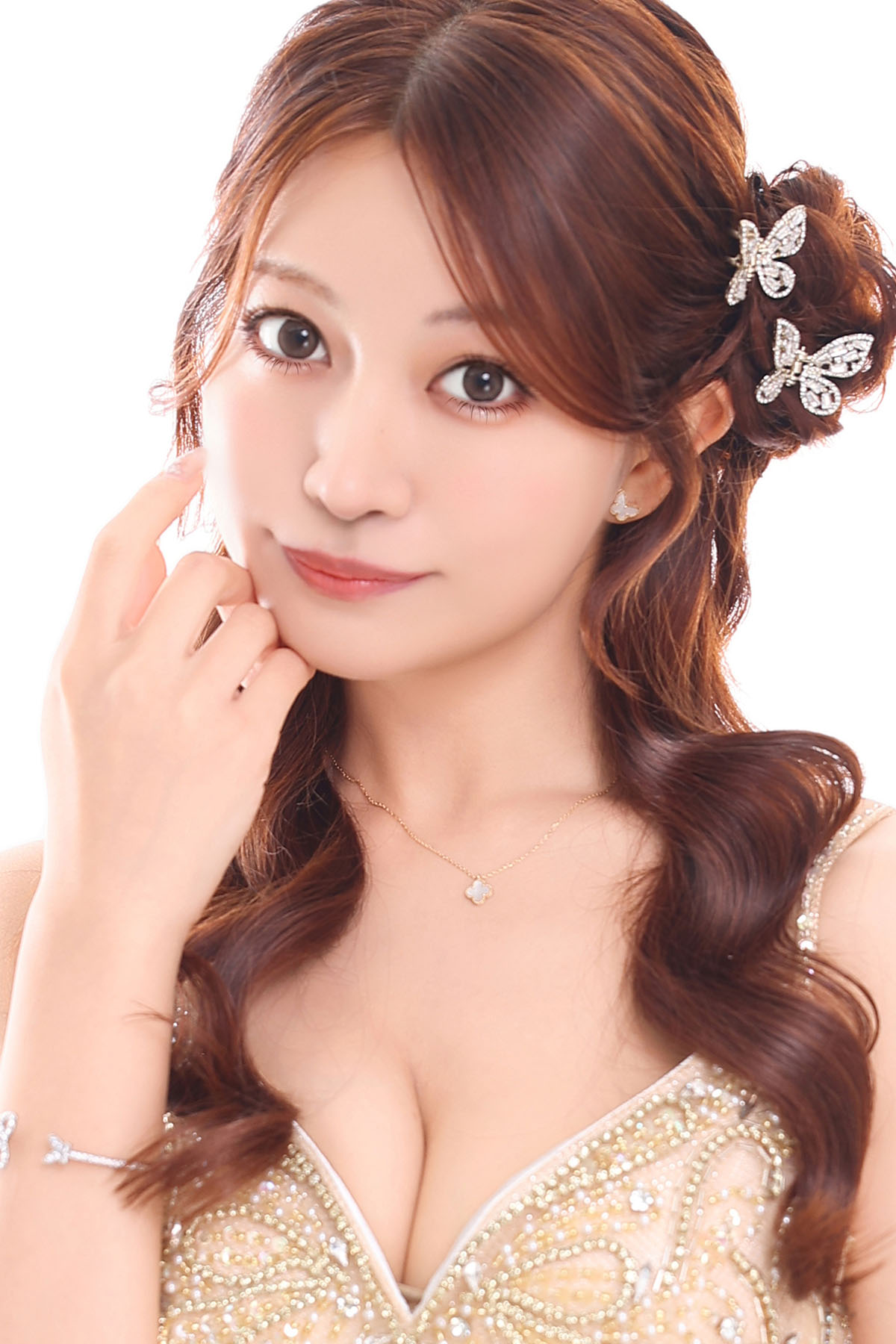 亜木朋花